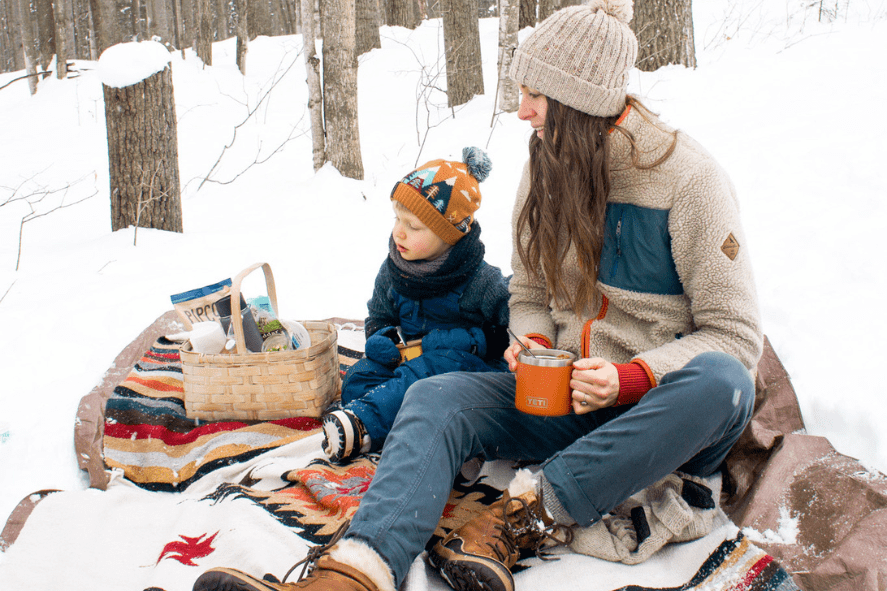 Simple Ideas for a Winter Picnic